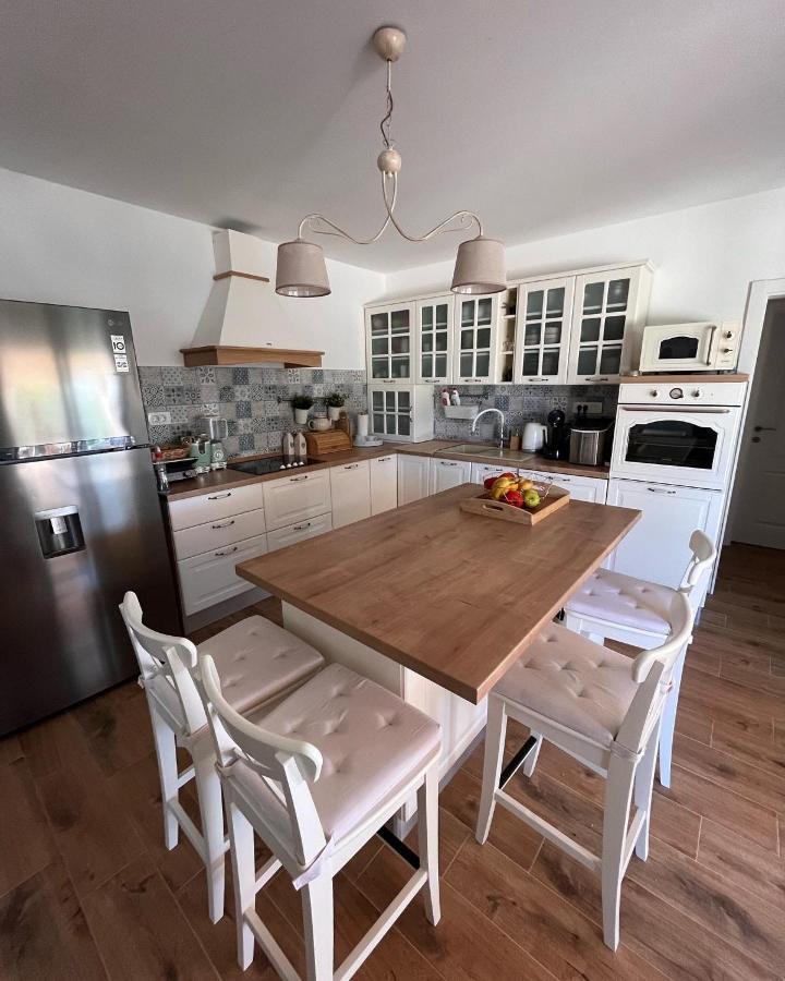 Holiday Home Calma Imotski Eksteriør bilde
